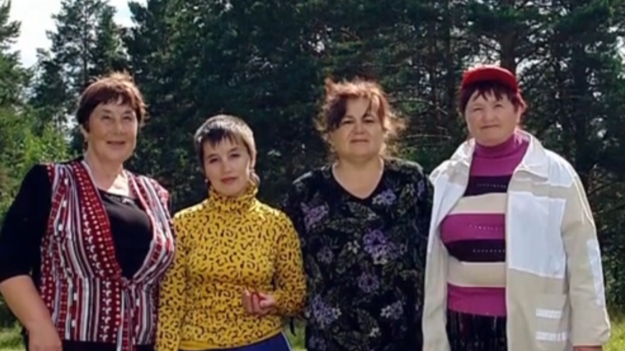 65 (13)