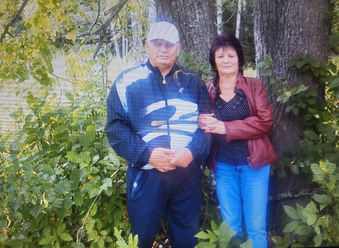 65 (77)