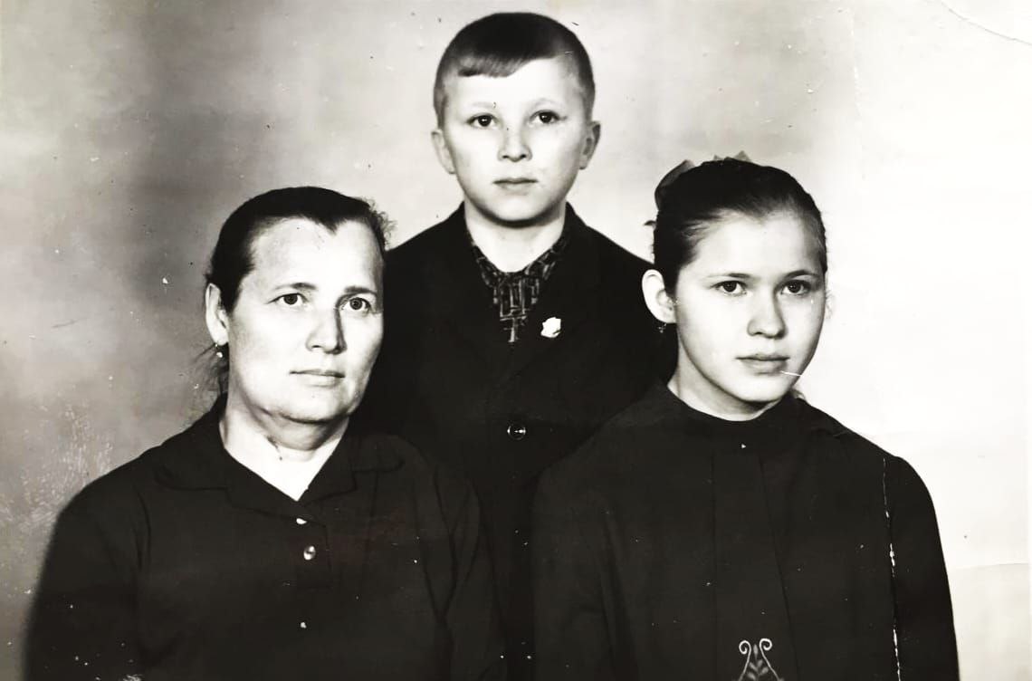 19. Хэжэр апа Лидия, Энгель.