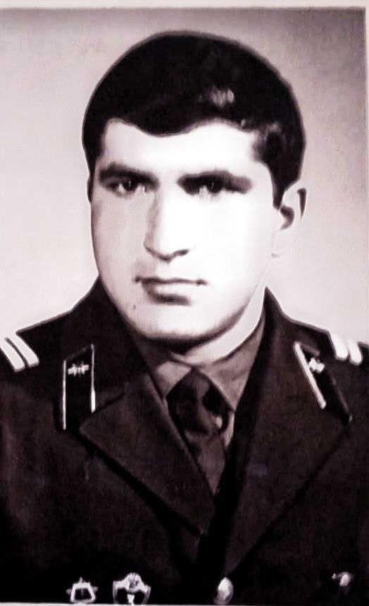 22.  Малае  Альберт.