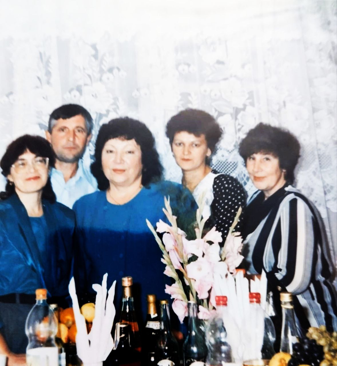 28  уртада Голнур  Салихова ,Рэмзия Зарипова