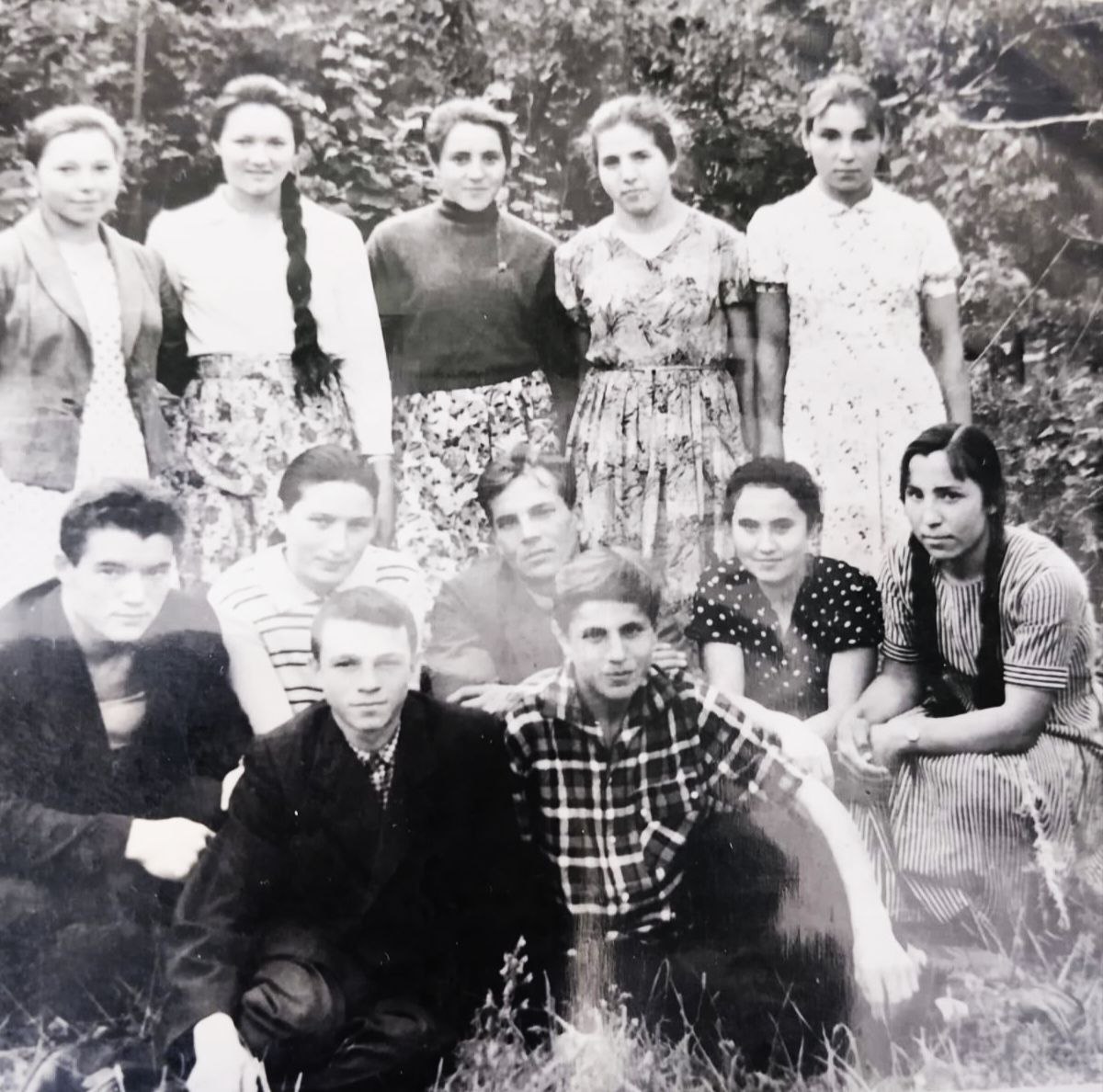 28 Рашит, Марсель,2 рэт  Нурулла,Тэслимэ,Сэет,Люция, Голзада,3 ряд Рауза, Венера, Гэухэр,Голюс , Голнур.