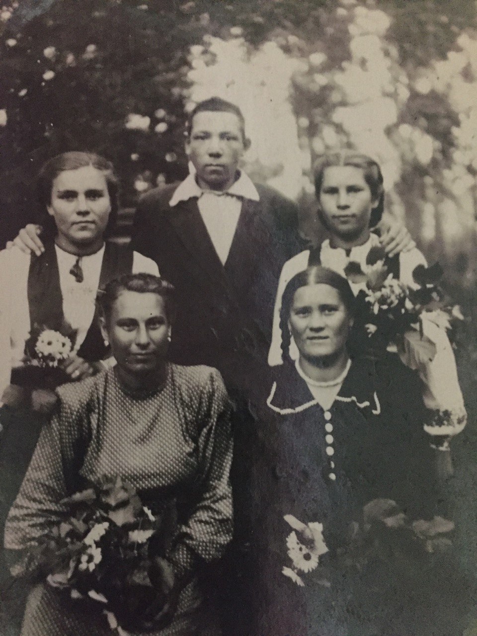 Сэкинэ апа (этисе Хэкимжан абый кумер базында эшлэгэн), Рауза апа. 2р. Голирам, Хэннэн, Наилэ