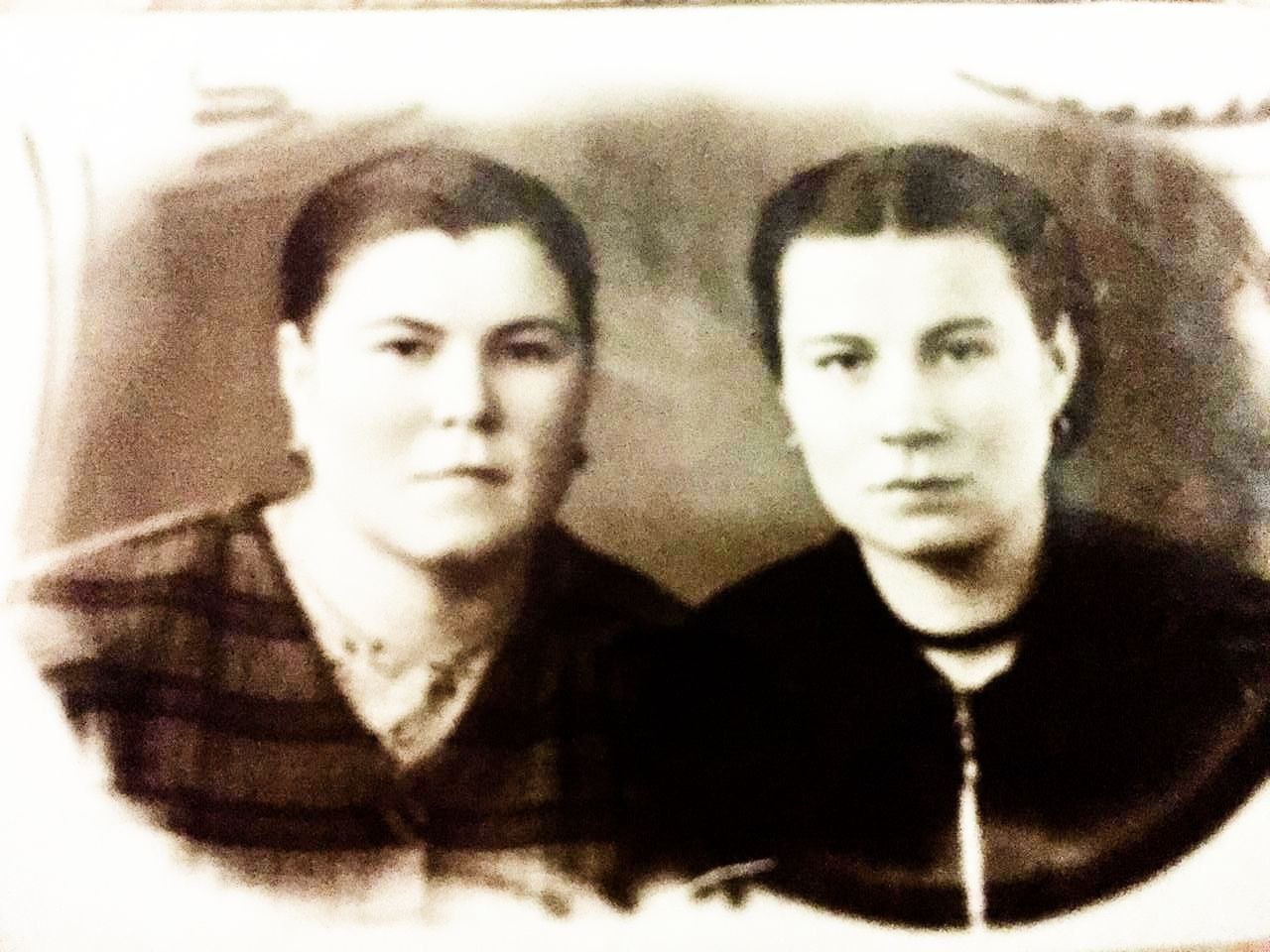 31... 1  Гарапша абый кызлары Суфия, Голфия ( Илхамнын Энисе).